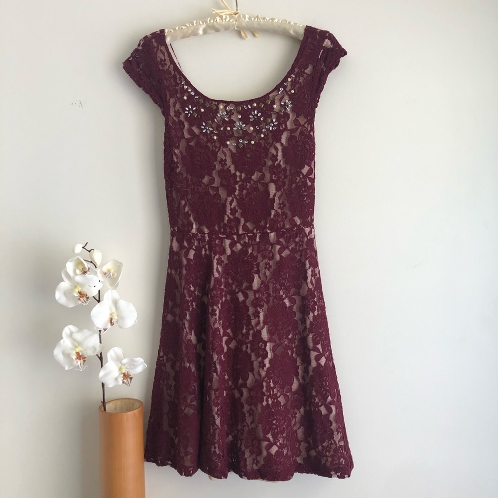 Junior’s Love, Fire Lace Dress Size S